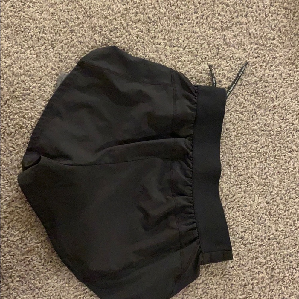 Running shorts - Picture 2 of 2